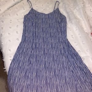 V neckline long summer dress